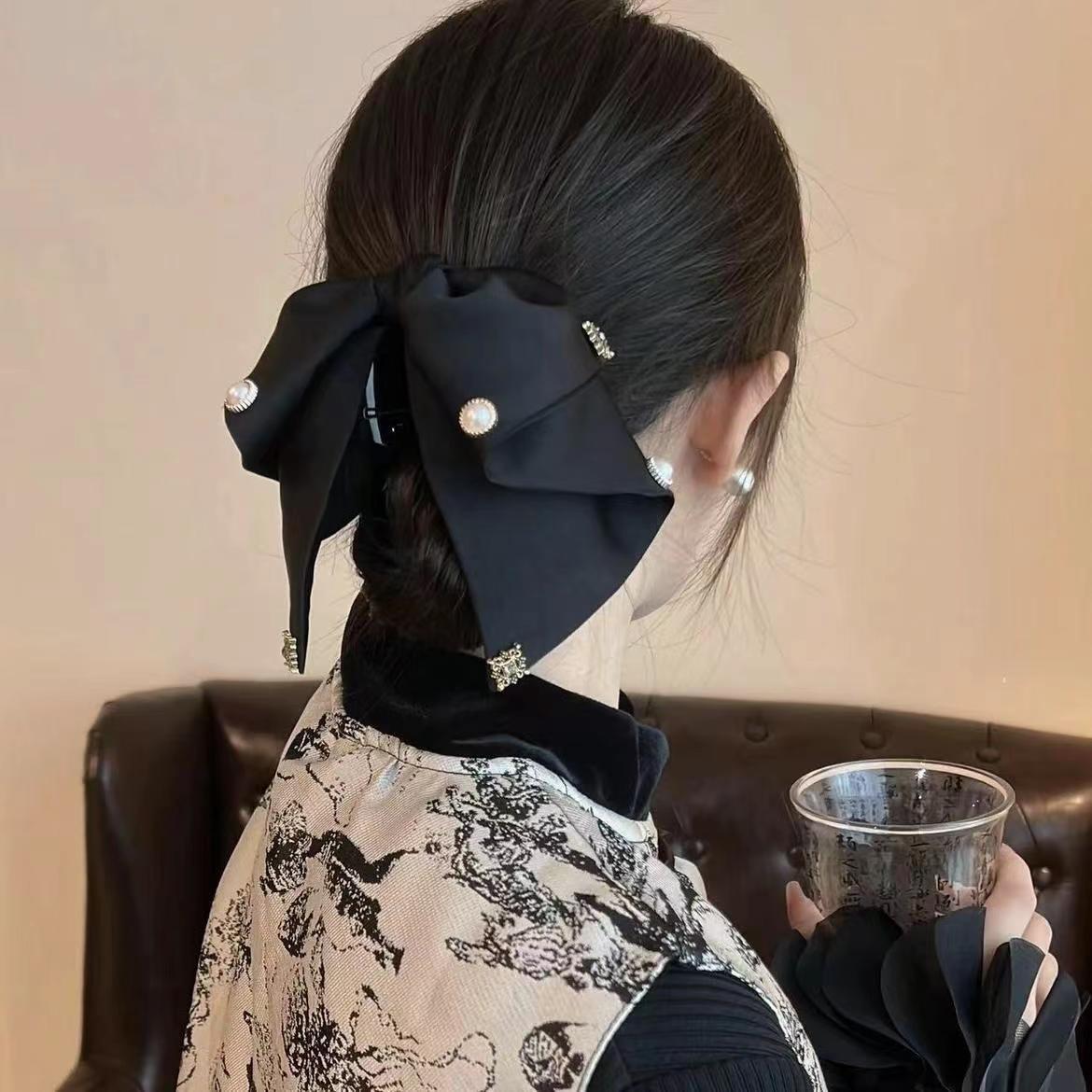 Hi Tech Accessories - Bandeau à nœud en soie de